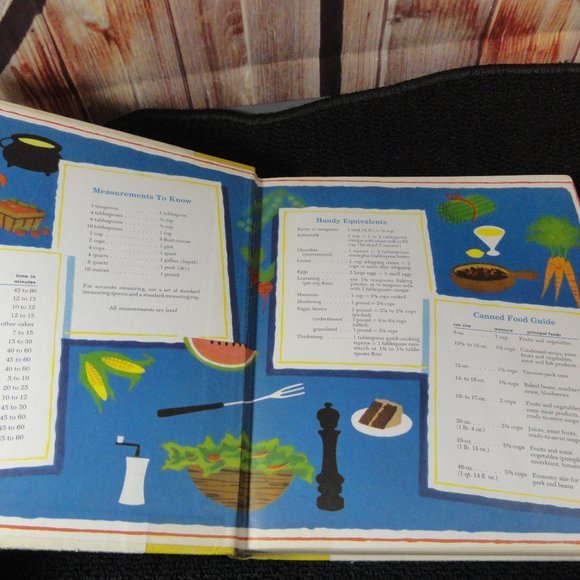 General Foods Kitchens Cookbook~Vintage 1959~old school cooking~Good shape~Chef - Picture 2 of 10